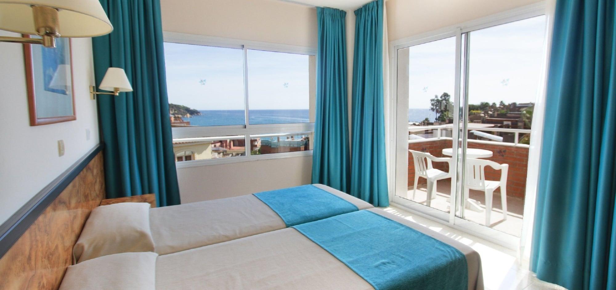 Hotel Gran Garbi Mar&AquaSplash Lloret de Mar Bagian luar foto