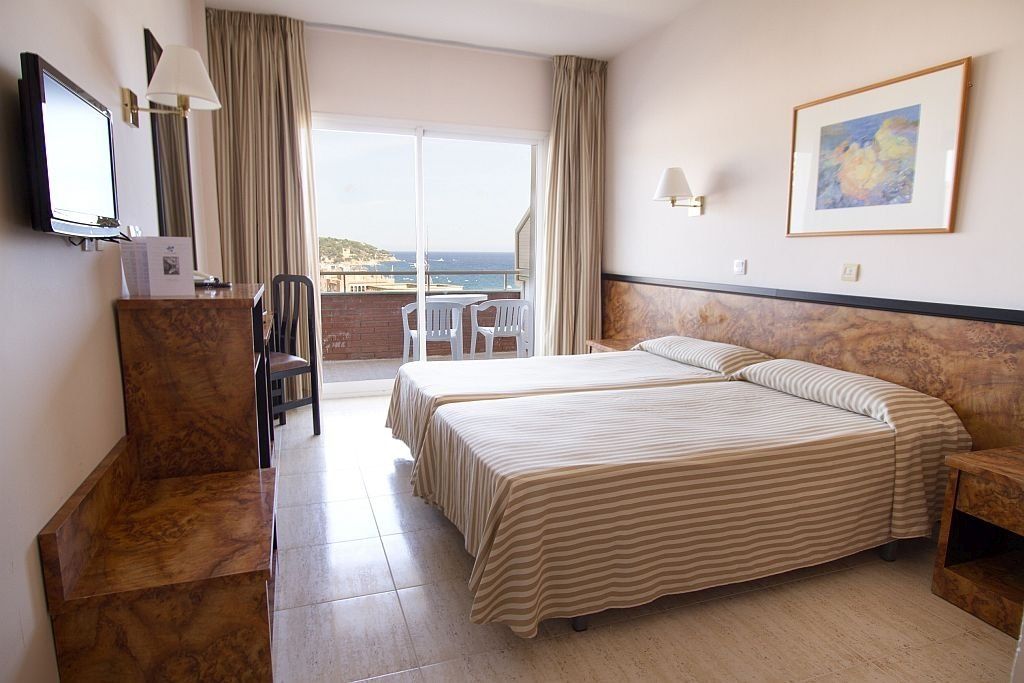 Hotel Gran Garbi Mar&AquaSplash Lloret de Mar Bagian luar foto